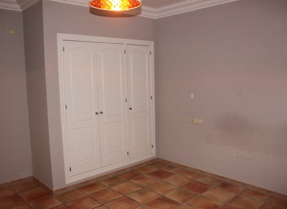 Nueva Andalucia – 4B villa – Lift