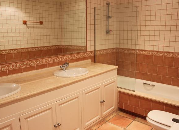 Nueva Andalucia – 4B villa – Lift
