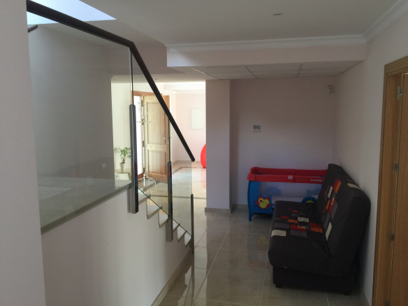 Puerto Banus holiday villas for rent short term