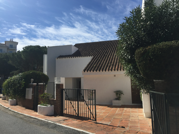 Puerto Banus holiday villas for rent short term