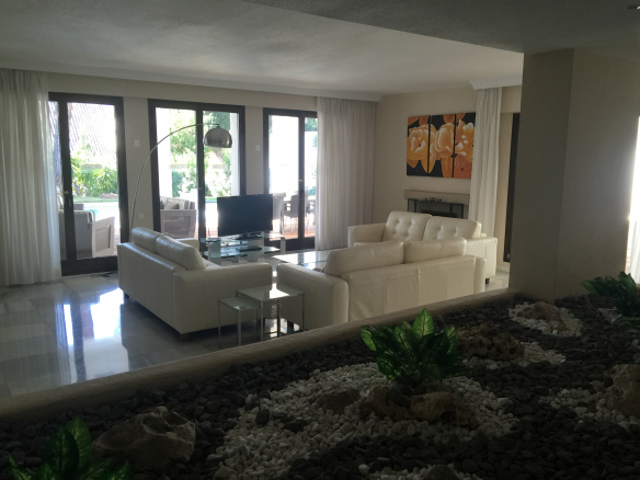 Puerto Banus holiday villas for rent short term