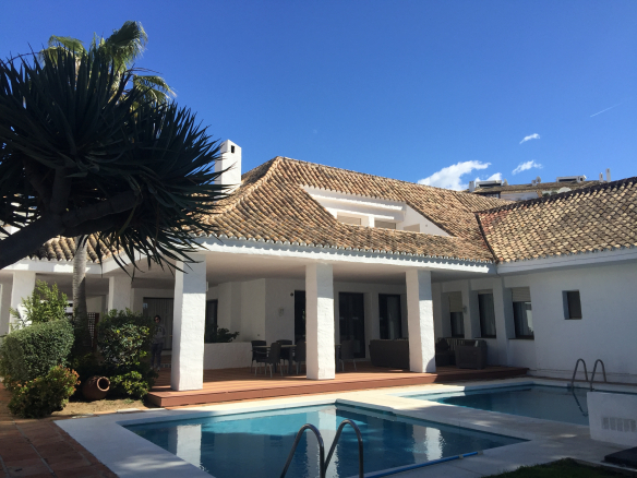 Puerto Banus holiday villas for rent short term