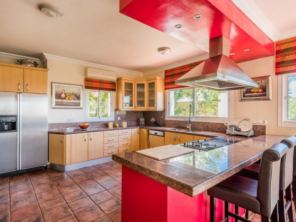 Bargain – Istan villa for sale- Panoramic views