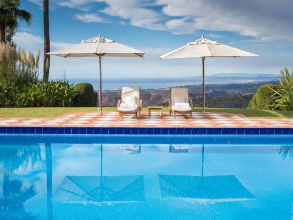 La Zagaleta villa for rent (14 guests) – Amazing Sea views