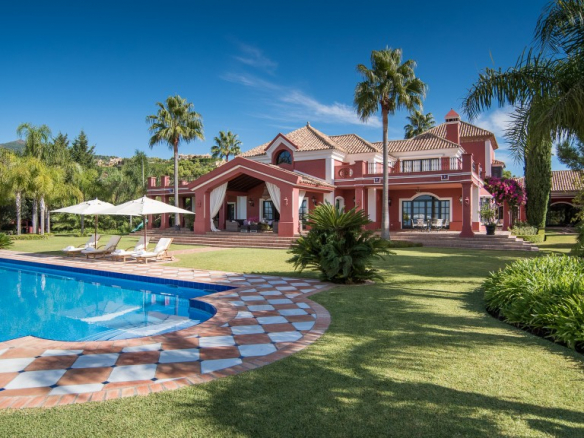 La Zagaleta villa for rent (14 guests) – Amazing Sea views