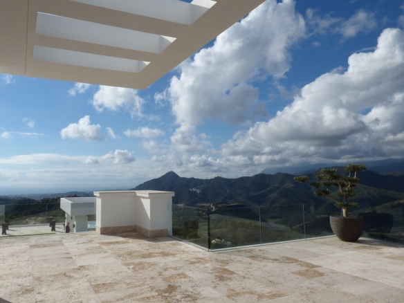 SOLD  – La Zagaleta 8bedroom Modern Villa for sale with sea views.