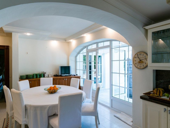 Marbella East – Beachfront Mansion  – For rent