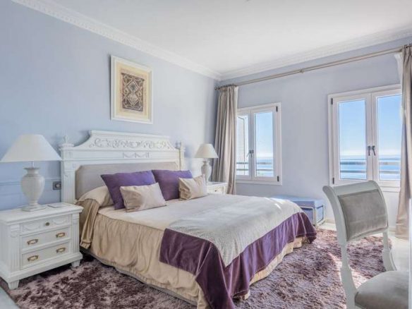 Marbella East – Beachfront  Mansion for sale