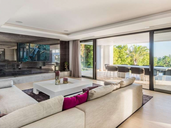 For Rent – Marbella Hillside – Modern 6 Bedroom  Mansion – Sea views