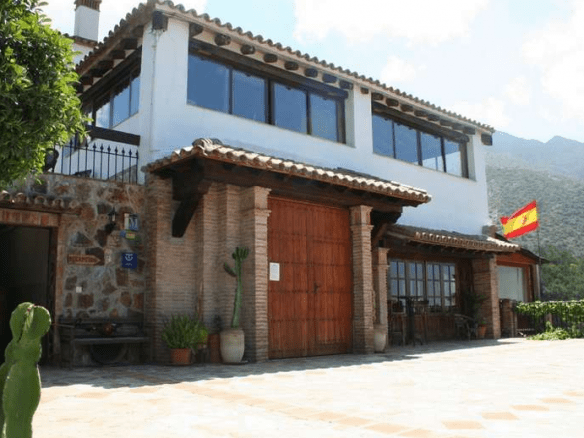 15min from Puerto Banus – Rustic Hotel