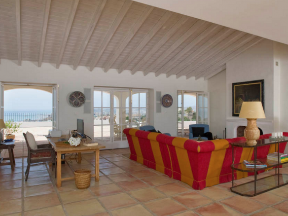 Reduced – Costa del Sol.Luxury hotel, clinic etc with sea views