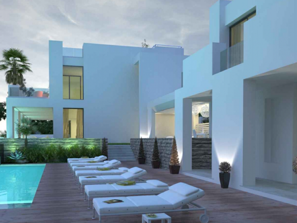 For sale- Nueva Andalucia – Modern villa  – Guest house – Gated