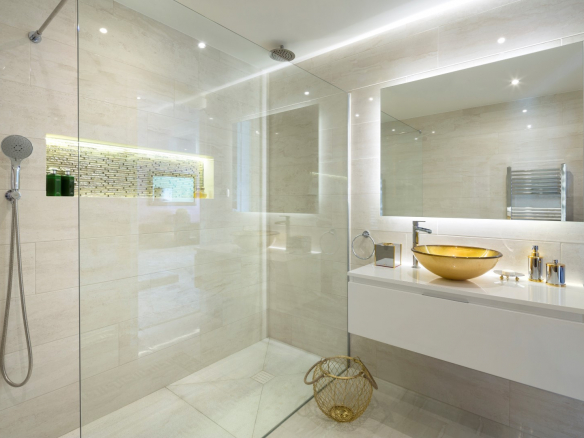 Marbella Hillside – 7 bed Mansion for rent