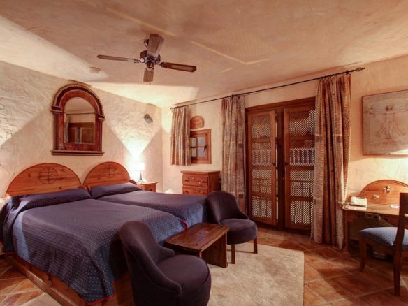 SOLD 🏝️ 10-Min from Puerto Banús –  Boutique Hotel 🌿✨