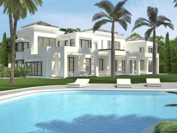 Marbella East – Beachfront Mansion  – For rent