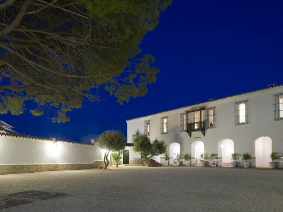 Reduced – Costa del Sol.Luxury hotel, clinic etc with sea views