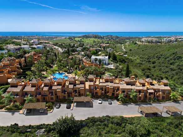 Benahavis 3-4 bedrooms -Quality townhouses for sale
