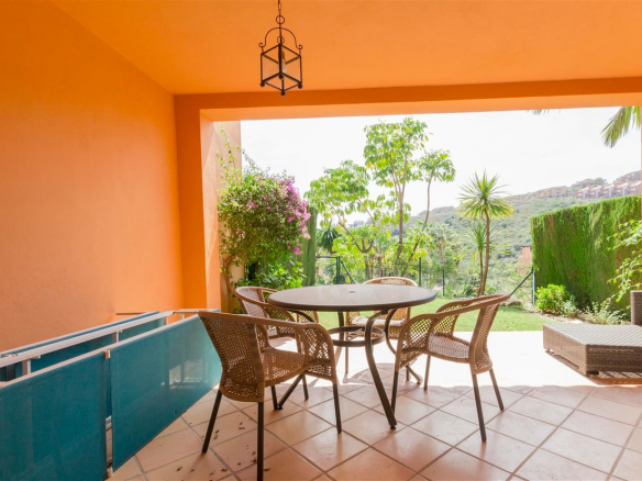 Benahavis – 3B townhouse – Tropical garden -Huge pool