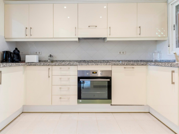 Benahavis – 3B townhouse – Tropical garden -Huge pool
