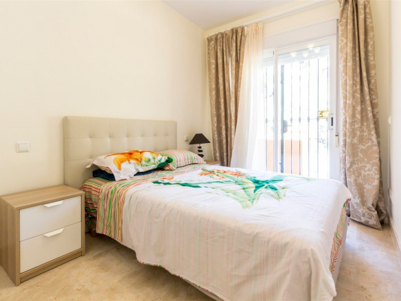 Benahavis – 3B townhouse – Tropical garden -Huge pool