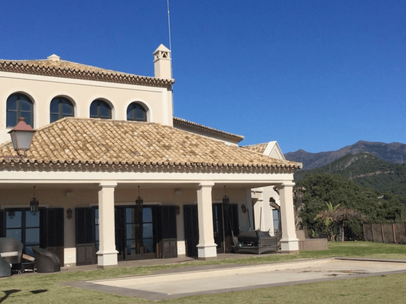 Benahavis Mansion in gated community with incredible Seaviews