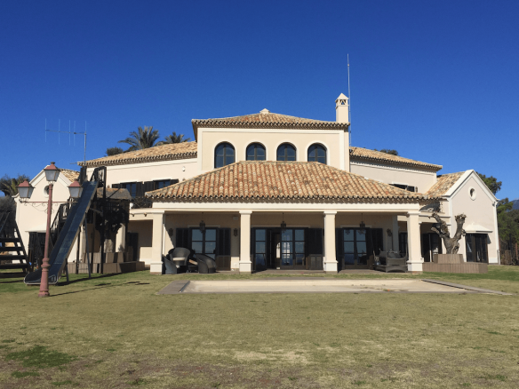 Benahavis Mansion in gated community with incredible Seaviews