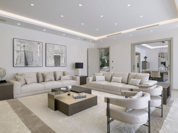SOLD – LA VILLA – Nueva Andalucia – 9B Modern villa – Panoramic views