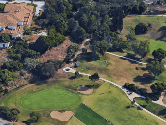 Benahavis.Plot to build +5000m2 Hotel, Clinic or Hospital