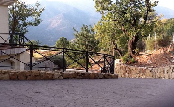 REDUCED Near Puerto Banus.Villa 10.000m2 plot great views