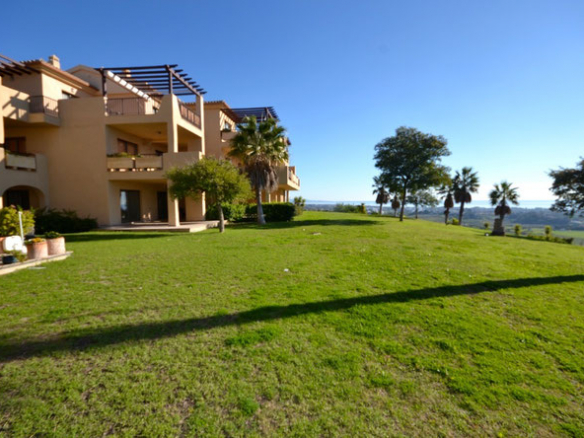 Señorio de cifuentes  Benahavis  – Penthouse & Apts for sale