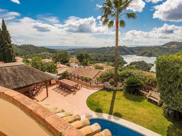 Bargain – Istan villa for sale- Panoramic views