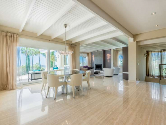 🏡 For Sale: Marbella Hillside Mansion with Sea Views & Gated Community 🌊🏞️