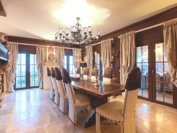 Marbella – Beachfront Mansion  for Sale & Rent