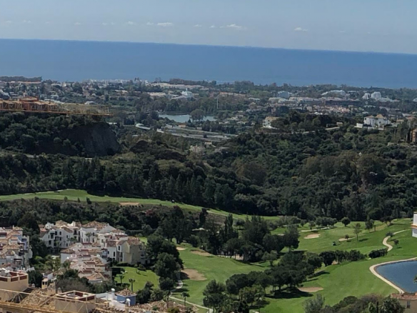 Benahavis prime location Sea view plot for sale