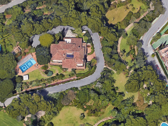 Marbella East – Villa with sea views.