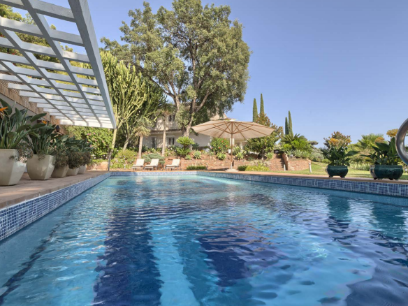 Marbella East – Villa with sea views.