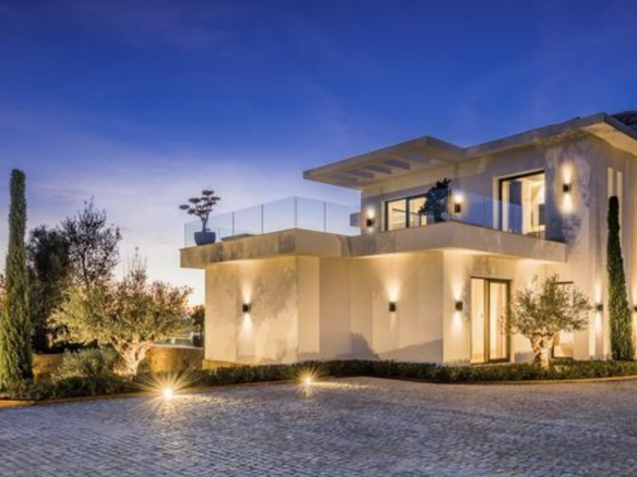 SOLD  – La Zagaleta 8bedroom Modern Villa for sale with sea views.