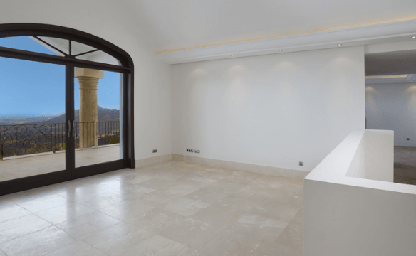 🏡 For Sale – La Zagaleta 🌟 Hilltop Mansion with Stunning Sea Views 🌊⛳🏔️