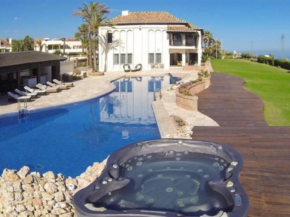 Marbella East – Beachfront  Mansion for sale