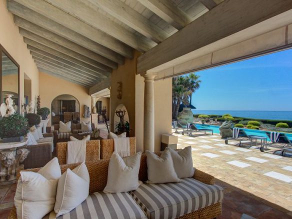 Marbella – Beachfront Mansion  for Sale & Rent