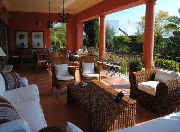 Golden Mile – Villa for sale in gated community