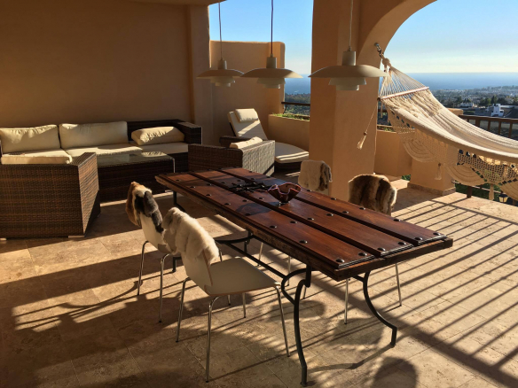 Señorio de cifuentes  Benahavis  – Penthouse & Apts for sale