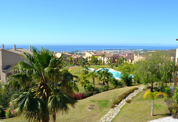 Señorio de cifuentes  Benahavis  – Penthouse & Apts for sale