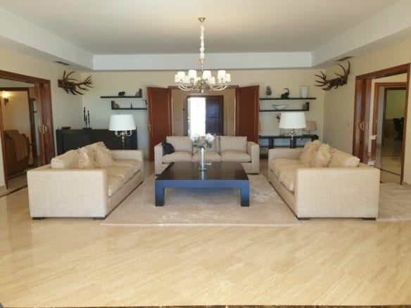 Reduced – Sierra Blanca 7bed villa with Sea views