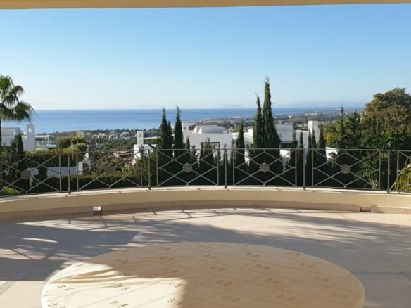 Reduced – Sierra Blanca 7bed villa with Sea views