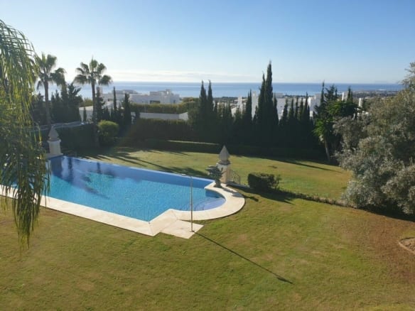 Reduced – Sierra Blanca 7bed villa with Sea views