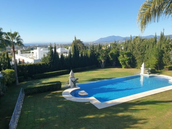 Reduced – Sierra Blanca 7bed villa with Sea views