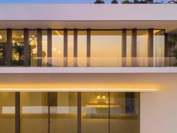 SOLD – Benahavis –  New Modern Quality Villas – Gated