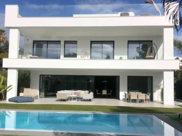Puerto Banus new Modern villa for sale