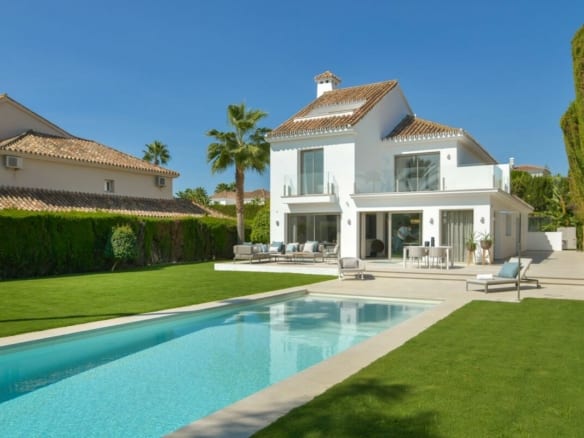 Nueva Andalucia 7 bedroom reformed villa for sale